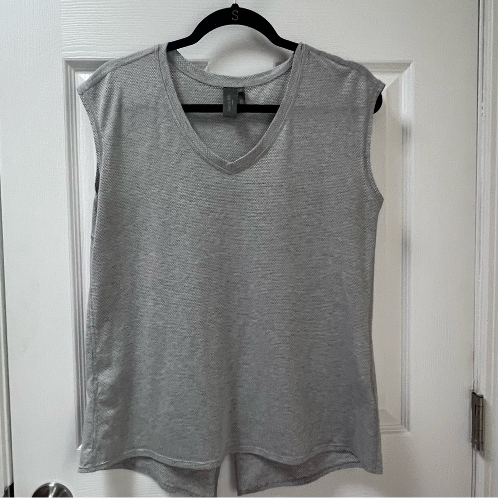 Sweaty Betty Gray V-Neck Sleeveless Tank